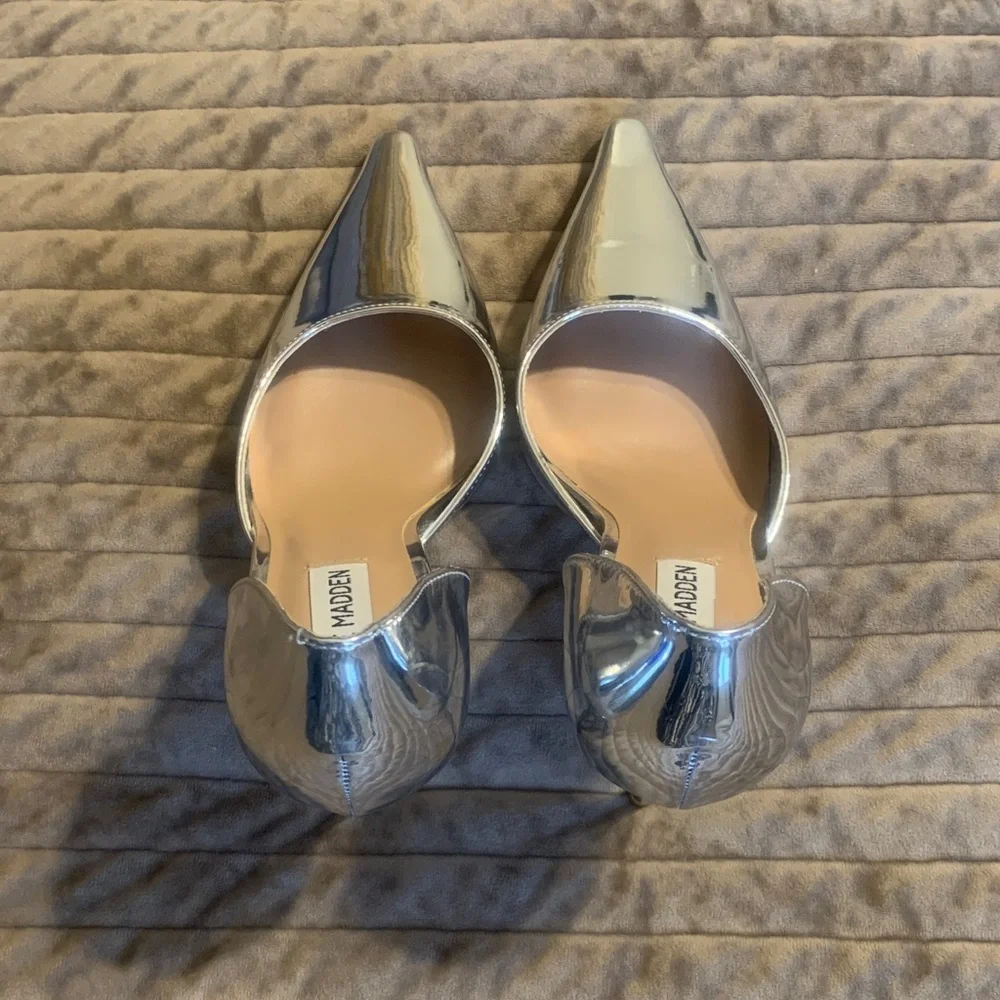 Steve Madden Metallic Silver Heels - Picture 2 of 5